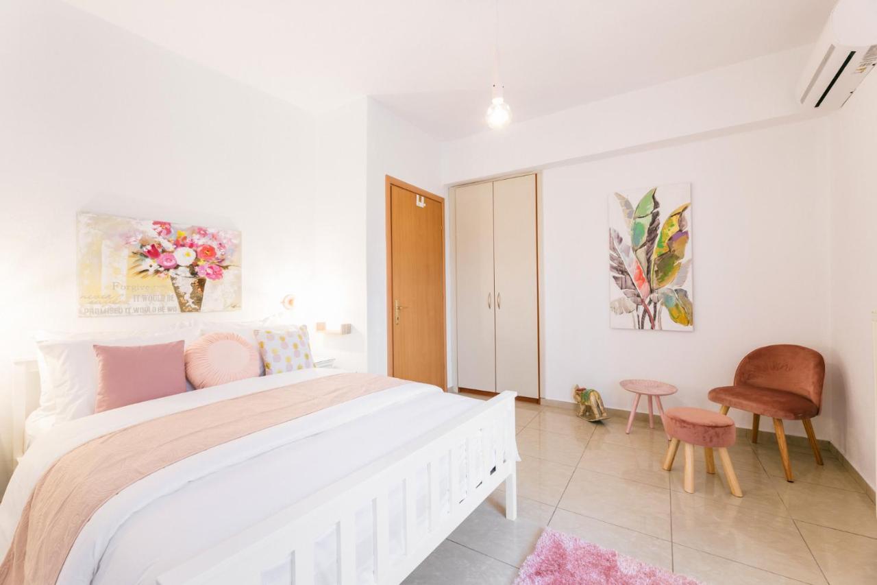 Grand Lux Apartment Сере Экстерьер фото