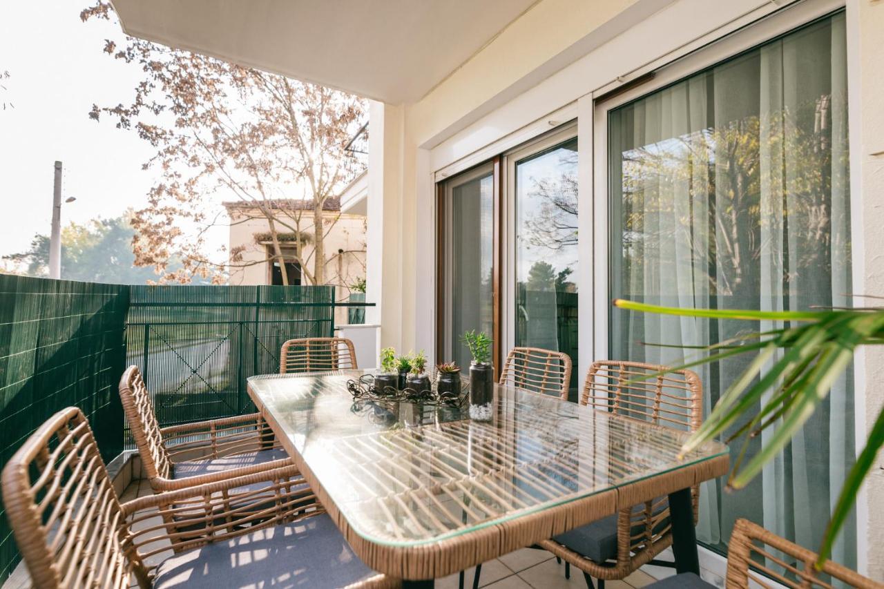 Grand Lux Apartment Сере Экстерьер фото